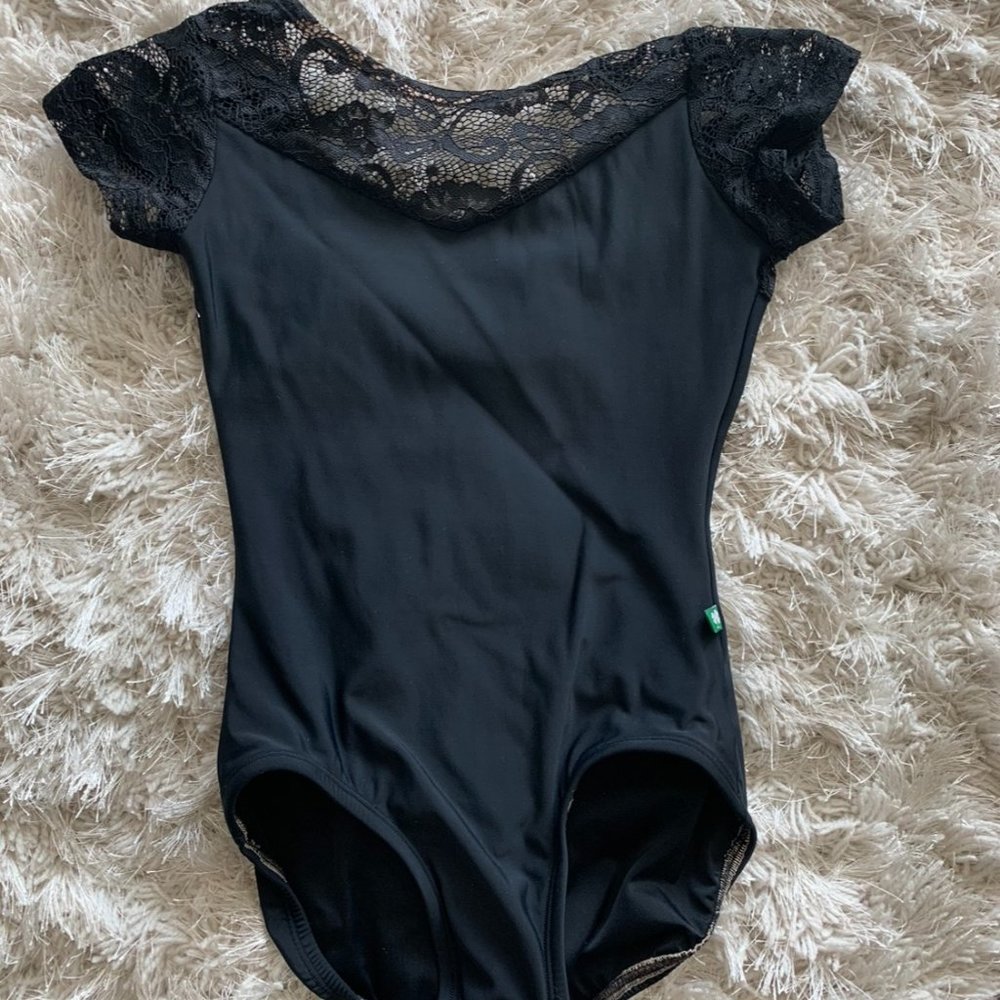 LuckyLeo Black Breeze Cap Sleeve Leotard